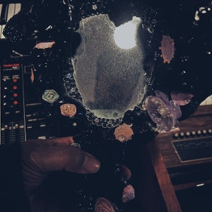 Maneka – Bathes and Listens (LP)