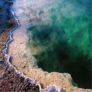 Lawrence English & Lea Bertucci – Chthonic (LP)